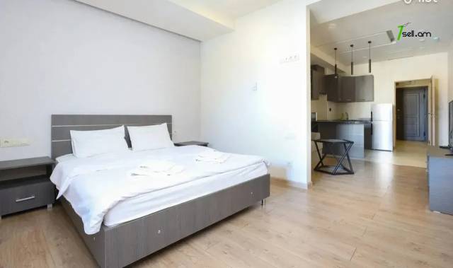 1 սենյականոց բնակարան նորակառույց շենքում Եզնիկ Կողբացու փողոցում, 39 ք.մ., 5/22 հարկ