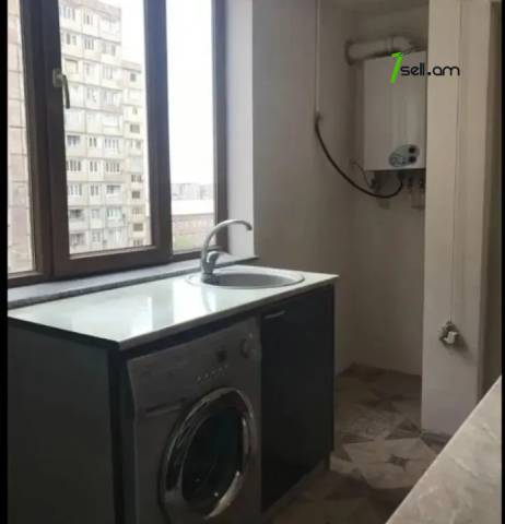1 սենյականոց բնակարան Կոմիտասի պողոտայում, 45 քմ, 7/9 հարկ, 2 սանհանգույց, կապիտալ վերանորոգված