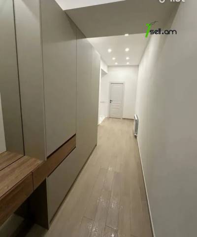 3 սենյականոց բնակարան նորակառույց շենքում Չարենցի փողոցում, 71 քմ, նախավերջին հարկ, բարձր առաստաղներ