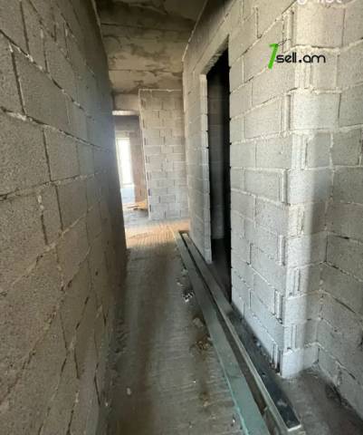 4 սենյականոց բնակարան նորակառույց շենքում Գյուլբենկյան փողոցում, 130 քմ, 9/16 հարկ, 2 սանհանգույց