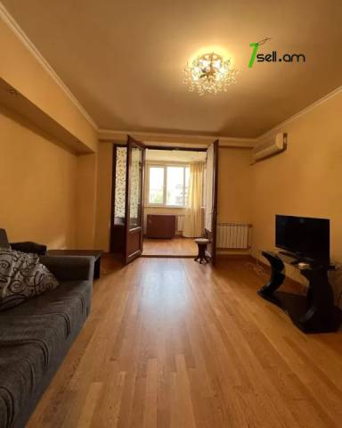 2 սենյականոց բնակարան Մոսկովյան փողոցում, 71 ք.մ., 6/9 հարկ, եվրովերանորոգված