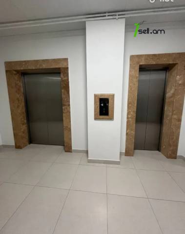 3 սենյականոց բնակարան նորակառույց շենքում Գրիբոյեդով փողոցում, 74 ք.մ., բարձր առաստաղներ, 7/14 հարկ