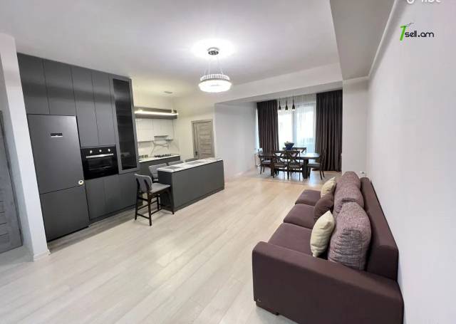 4 սենյականոց բնակարան նորակառույց շենքում Արամ Խաչատրյան փողոցում, 104 քմ, 5/13 հարկ