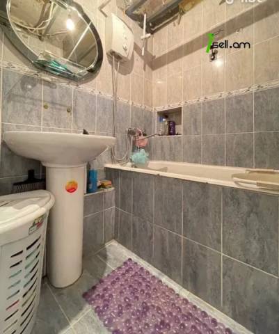 3 սենյականոց բնակարան Ռուբինյանց փողոցում, 95 քմ, մասնակի վերանորոգում