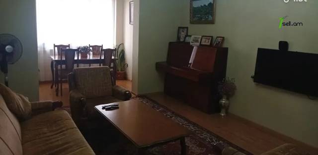 3 սենյականոց բնակարան Նազարեթ Սուրենյան փողոցում, 78 ք.մ., նախավերջին հարկ, եվրովերանորոգված