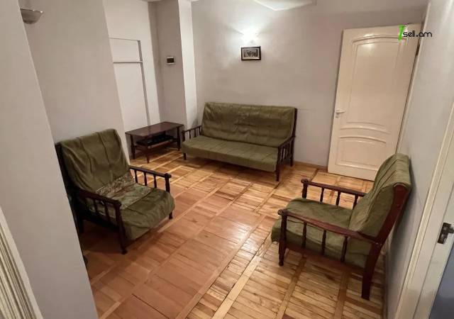 3 սենյականոց բնակարան Ամիրյան փողոցում, 100 ք.մ., 12/16 հարկ, 2 սանհանգույց, կոսմետիկ վերանորոգում