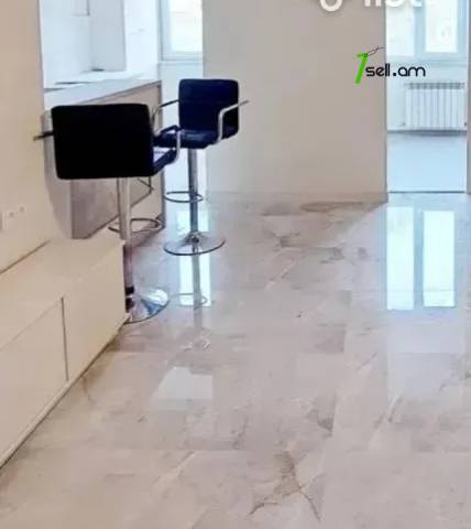 4 սենյականոց բնակարան Սևակի փողոցում, 75 ք.մ., 3/5 հարկ, դիզայներական ոճով վերանորոգված, քարե շենք