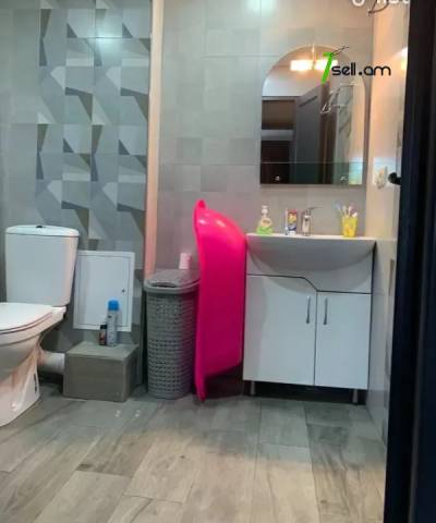 4 սենյականոց բնակարան Մոլդովական փողոցում, 79 քմ, 3/9 հարկ, կապիտալ վերանորոգված