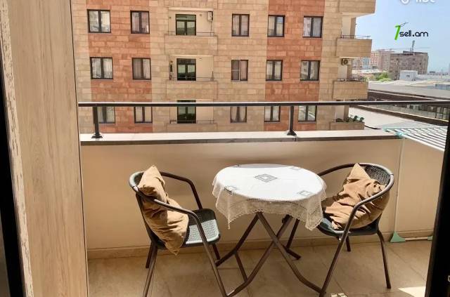 2 սենյականոց բնակարան նորակառույց շենքում Արաբկիրում, 59 քմ, 5/12 հարկ, բարձր առաստաղներ