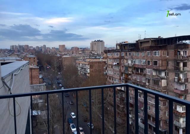 3 սենյականոց բնակարան նորակառույց շենքում Արամ Խաչատրյան փողոցում, 117 ք.մ., բարձր առաստաղներ