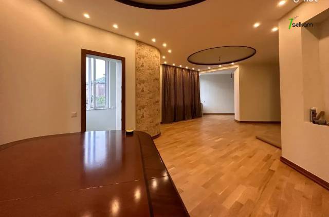 3 սենյականոց բնակարան նորակառույց շենքում, Նորաշեն թաղամաս, 84 քմ, 2/14 հարկ, բարձր առաստաղներ