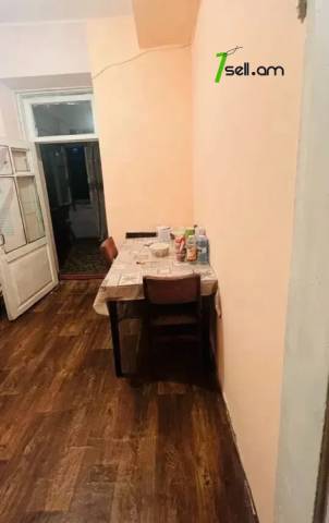 2 սենյականոց բնակարան Կոմիտասի պողոտայում, 68 ք.մ., 2/5 հարկ, 2 սանհանգույց, բարձր առաստաղներ