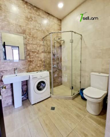 Երկու հարկանի քարե տուն, Նորք-Մարաշ վարչական շրջան Նորք Մարաշում, 1000 քմ, 3+ սանհանգույց