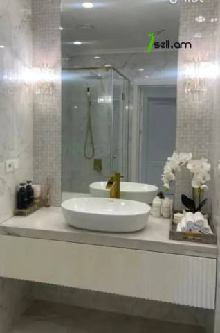 3 սենյականոց բնակարան նորակառույց շենքում Արղության փողոցում, 80 քմ, 9/13 հարկ, բարձր առաստաղներ