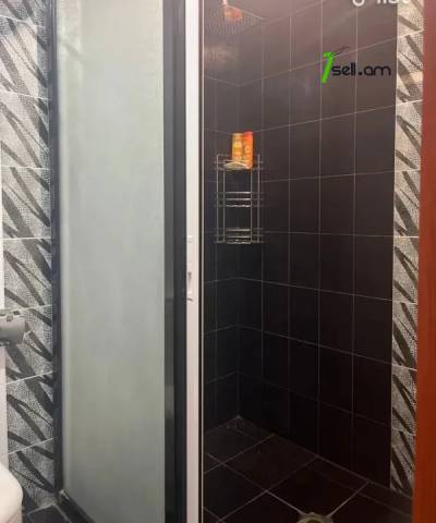 3 սենյականոց բնակարան նորակառույց շենքում Արամի փողոցում, 143 քմ, 4/13 հարկ, 2 սանհանգույց