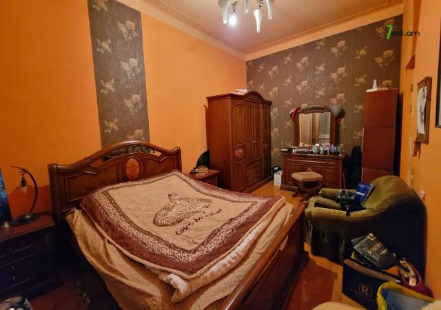 3 սենյականոց բնակարան Ազատության պողոտայում, 126 քմ, 1/5 հարկ, կապիտալ վերանորոգված, քարե շենք