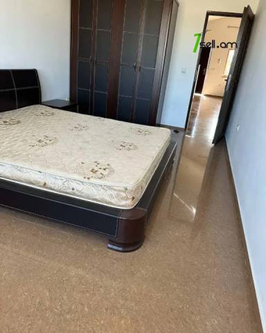 Մեկ հարկանի քարե տուն, Վահագնի թաղամաս Աջափնյակում, 80 քմ, կապիտալ վերանորոգված