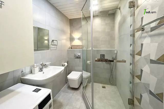 4 սենյականոց բնակարան նորակառույց շենքում Արգիշտի փողոցում, 115 ք.մ., 3+ սանհանգույց