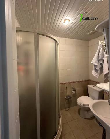 3 սենյականոց բնակարան նորակառույց շենքում Վերին Անտառային փողոցում, 83 ք.մ., 3/6 հարկ, 2 սանհանգույց