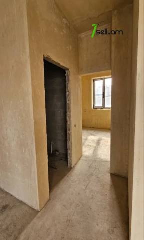 Երկու հարկանի քարե տուն, Դուրյան թաղամաս Ավանում, 435 ք.մ., 2 սանհանգույց, մասնակի վերանորոգում