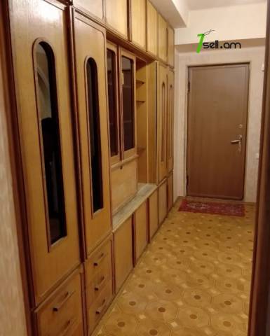 2 սենյականոց բնակարան Ամիրյան փողոցում, 70 քմ, 6/9 հարկ, կապիտալ վերանորոգված