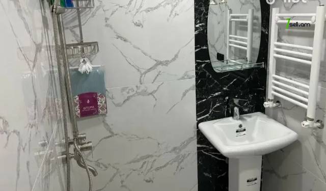 2 սենյականոց բնակարան Ռայնիսի փողոցում, 57 ք.մ., նախավերջին հարկ, կապիտալ վերանորոգված