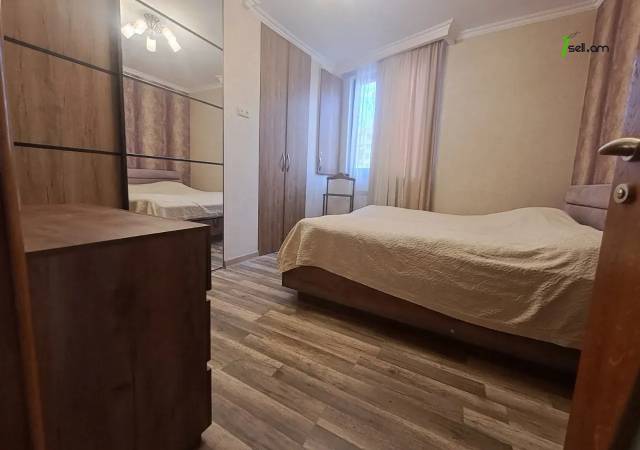 3 սենյականոց բնակարան Երվանդ Քոչարի փողոցում, 85 ք.մ., 6/14 հարկ, կապիտալ վերանորոգված