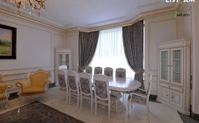 Երեք հարկանի քարե տուն Բաբայան փողոցում Արաբկիրում, 820 ք.մ., 3+ սանհանգույց, կապիտալ վերանորոգված