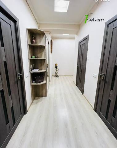 3 սենյականոց բնակարան նորակառույց շենքում, Նիկողայոս Տիգրանյան փողոցի փակուղի, 80 ք.մ.