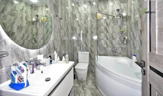 4 սենյականոց բնակարան նորակառույց շենքում Էրեբունու փողոցում, 118 ք.մ., 13/16 հարկ, 2 սանհանգույց