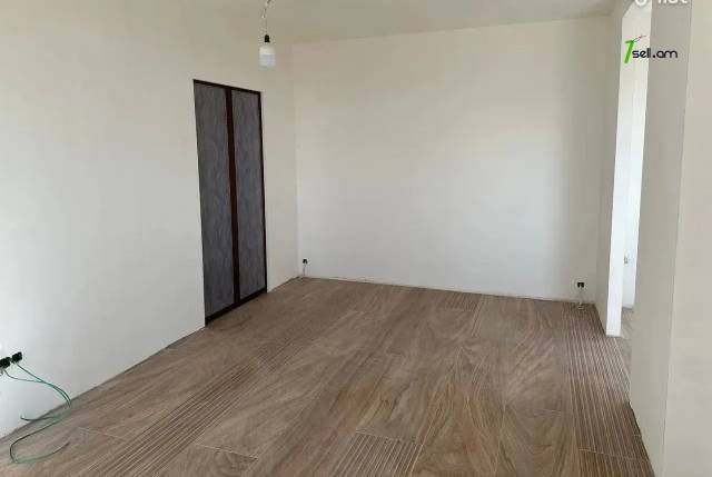 4 սենյականոց բնակարան նորակառույց շենքում Գրիբոյեդով փողոցում, 121 քմ, 14/16 հարկ, 2 սանհանգույց