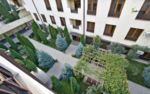 4 սենյականոց բնակարան նորակառույց շենքում Ծարավ Աղբյուրի փողոցում, 105 քմ, 2 սանհանգույց