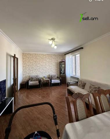 3 սենյականոց բնակարան Զաքարիա Քանաքեռցու փողոցում, 69 ք.մ., նախավերջին հարկ, եվրովերանորոգված