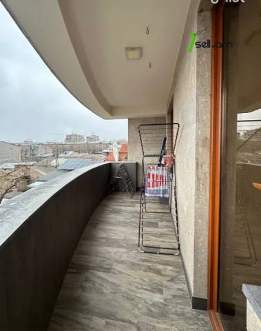 4 սենյականոց բնակարան նորակառույց շենքում Հայրիկ Մուրադյան փողոցում, 149 ք.մ., 3/18 հարկ