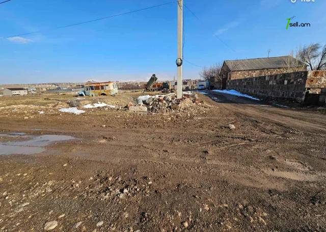 Հողատարածք բնակելի շինությունների համար, Улица Егварда Нати Եղվարդում, 800 քմ