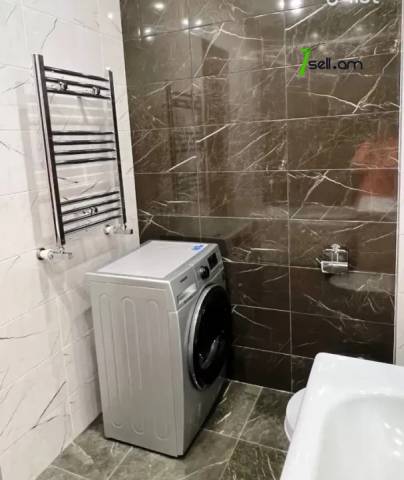 4 սենյականոց բնակարան նորակառույց շենքում Արամի փողոցում, 110 ք.մ., 3+ սանհանգույց, բարձր առաստաղներ