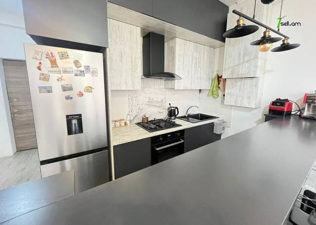 2 սենյականոց բնակարան նորակառույց շենքում Լվովյան փողոցում, 57 ք.մ., բարձր առաստաղներ