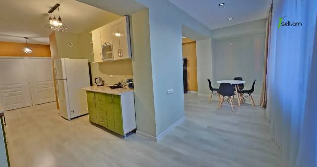 2 սենյականոց բնակարան Միքայել Չայլախյան փողոցում, 90 ք.մ., 10/16 հարկ, կապիտալ վերանորոգված