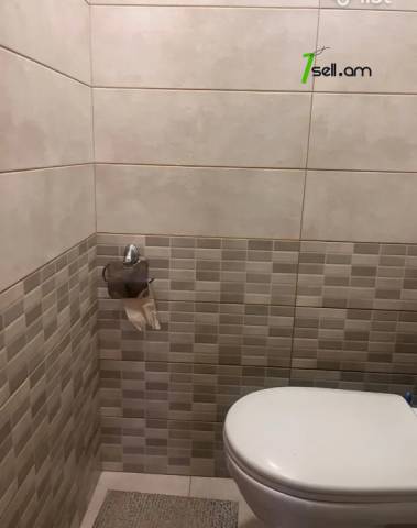 3 սենյականոց բնակարան, Ավան-Առինջ 2-րդ միկրոշրջան, 77 քմ, նախավերջին հարկ, եվրովերանորոգված