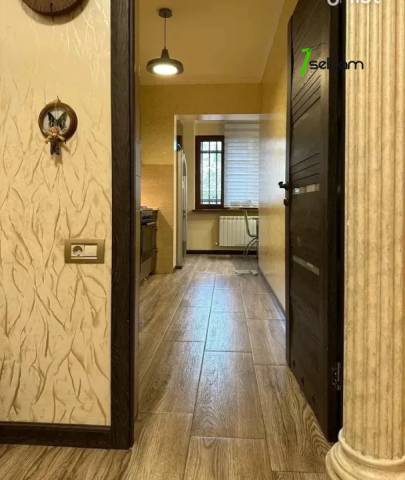 3 սենյականոց բնակարան Կարախանյան փողոցում, 90 ք.մ., 2/9 հարկ, կապիտալ վերանորոգված