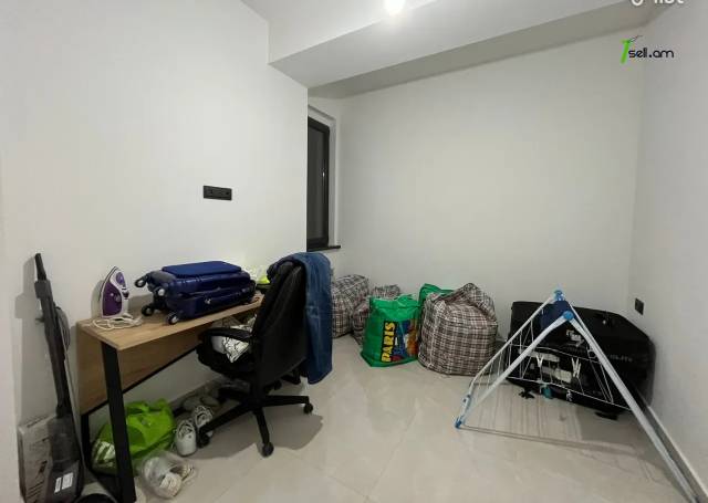 3 սենյականոց բնակարան նորակառույց շենքում Գարեգին Հովսեփյանի փողոցում, 80 ք.մ., 2 սանհանգույց