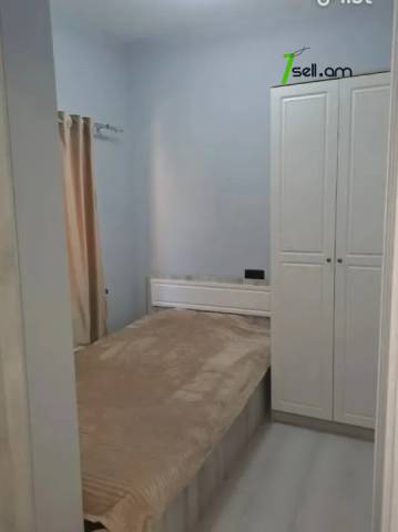 2 սենյականոց բնակարան Բաղրամյան պողոտայում, 43 ք.մ., նախավերջին հարկ, կապիտալ վերանորոգված