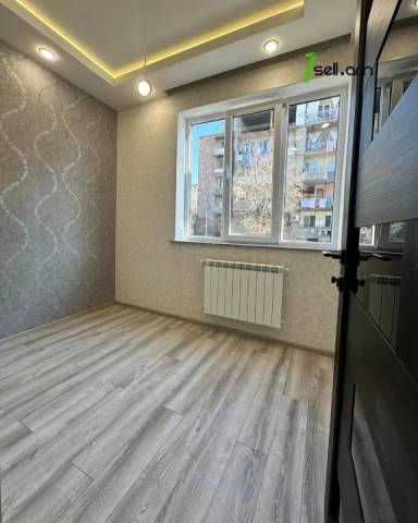 4 սենյականոց բնակարան Մոլդովական փողոցում, 100 ք.մ., 2/5 հարկ, կապիտալ վերանորոգված, քարե շենք