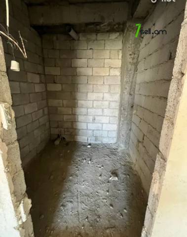 4 սենյականոց բնակարան նորակառույց շենքում Սերո Խանզադյան փողոցում, 130 քմ, 15/17 հարկ