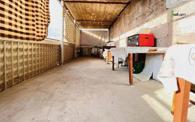 3 սենյականոց բնակարան Բաշինջաղյան փողոցում, 96 ք.մ., մի քանի պատշգամբ, մասնակի վերանորոգում