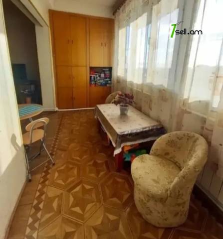 3 սենյականոց բնակարան Կոմիտասի պողոտայում, 95 քմ, նախավերջին հարկ, 2 սանհանգույց