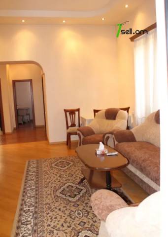 3 սենյականոց բնակարան նորակառույց շենքում Բայրոնի փողոցում, 70 քմ, 2/5 հարկ, կապիտալ վերանորոգված