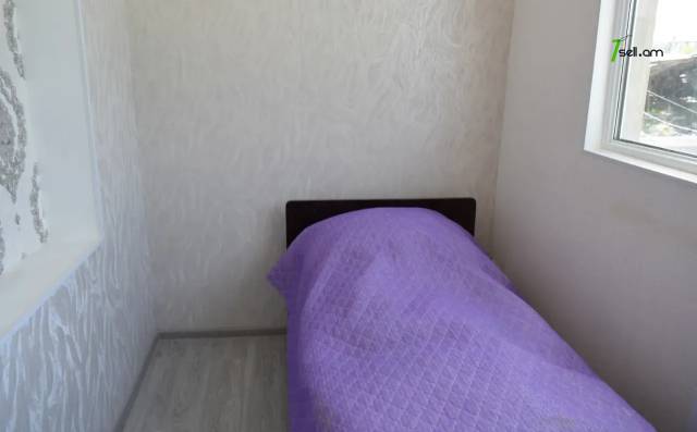 3 սենյականոց բնակարան, Խրիմյան Հայրիկ մայրուղի, 66 քմ, 2/4 հարկ, կապիտալ վերանորոգված