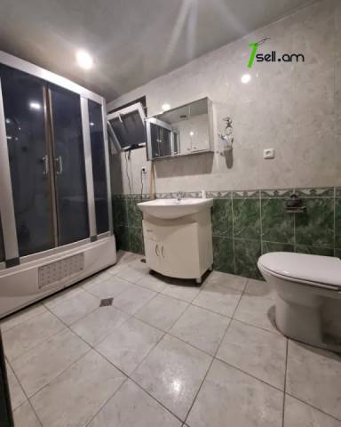 2 սենյականոց բնակարան Առնո Բաբաջանյան փողոցում, 63 ք.մ., 7/9 հարկ, կապիտալ վերանորոգված