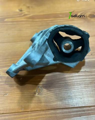 Շարժիչի բարձիկ / մատոռի պադուշկա, Honda Elysion RR1, 2004թ, Օրիգինալ պահեստամաս